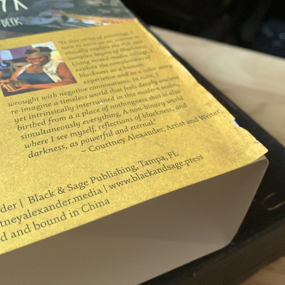 Dust II Onyx ( Dust 2 Onyx ) by Courtney Alexander - 2nd printing - Picture 5 of 17